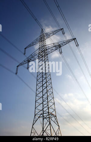 Ligne haute tension Banque D'Images