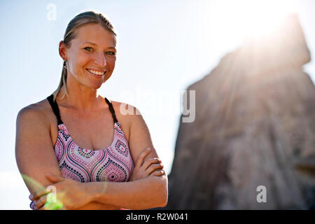 Portrait of happy rock climber. Banque D'Images