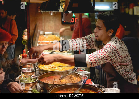 Londres, UK - Février, 2019. Asian street food au marché de Camden. Banque D'Images