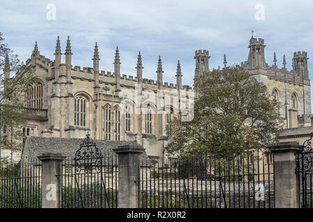 L'un d'un ensemble de (20) images liées à la ville historique d'Oxford, vue ici est la Cathédrale Christ Church. Banque D'Images