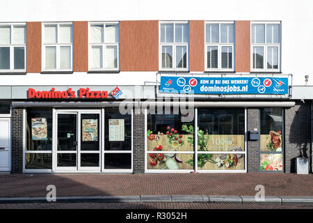 Domino's restaurant à Sneek, Pays-Bas. Domino's est une chaîne de restaurants pizza américaine fondée en 1960. Banque D'Images