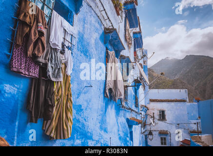 Bleu magnifique médina de Chefchaouen ville du Maroc, l'Afrique. Banque D'Images