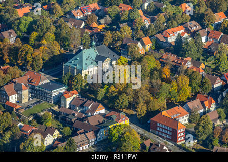 Vue aérienne de l'Église, Saint Salvatoris, Goslarsche Straße, Clausthal-Zellerfeld, district de Goslar, Basse-Saxe, Allemagne, Europe, DEU, oiseaux-lunettes de vue, un Banque D'Images