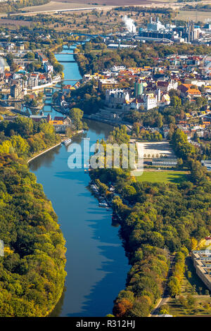 Vue aérienne de la rivière Saale, au Museum Schloss Bernburg, Schloßstraße, Bernburg, Paderborn, Saxe-Anhalt, Allemagne, Europe, , DEU, l'Europe, vue aérienne Banque D'Images