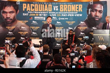 Los Angeles, Californie, USA. 20 Nov, 2018. Le sénateur Manny "Pacman" Pacquiao boxe, seulement huit-division champion du monde parle au cours d'une conférence de presse de Los Angeles sur son prochain combat avec Adrien Broner mardi. Les deux se battront dans Jan 19, 2019 à Las Vegas au MGM et PPV sur showtime.Photo par Gene Blevins/ZumaPress. Credit : Gene Blevins/ZUMA/Alamy Fil Live News Banque D'Images