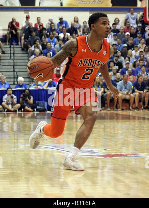 17 novembre 2018 - Auburn Tigers guard Bryce Brown # 2 lors d'un match entre le Maui Invitational Duke Blue Devils et l'Auburn Tigers au Lahaina Civic Center de Lahaina, Maui, HI - Michael Sullivan/CSM Banque D'Images