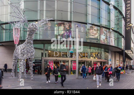 Magasin Debenhams, Liverpool, Merseyside. Météo britannique. 21 novembre 2018. Froid, venteux et nuageux comme la ville du district de détail se prépare pour l'une des journées les plus chargées de l'année, le Black Friday s'annonce. /AlamyLiveNews MediaWorldImages ; crédit. Banque D'Images