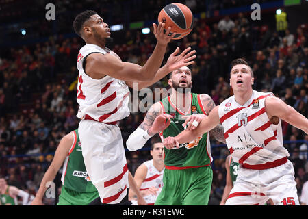 Foto Claudio Grassi/LaPresse 21 novembre 2018 Assago (MI) Italia sport basket AX Armani Exchange Olimpia Milan vs Kirolbet Baskonia Vitoria - Turkish Airlines Eurolega 2018/2019 - Mediolanum Forum. Nella foto : Jeff Brooks (# 32 AX Armani Exchange Olimpia Milano) Photo Claudio Grassi/LaPresse 21 novembre 2018 Assago (MI) Italy sport basket AX Armani Exchange Olimpia Milan vs Kirolbet Baskonia Vitoria - Turkish Airlines EuroLeague 2018/2019 - Mediolanum Forum. dans la pic : Jeff Brooks (# 32 AX Armani Exchange Olimpia Milano) Banque D'Images