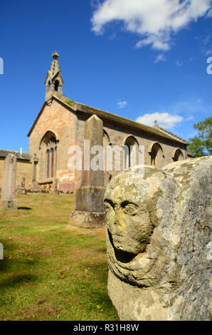 Dunino Church en été dans l'Est de Neuk Fife, en Écosse. Banque D'Images