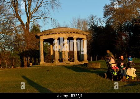 Reigate Hill, coucher de soleil en automne Banque D'Images