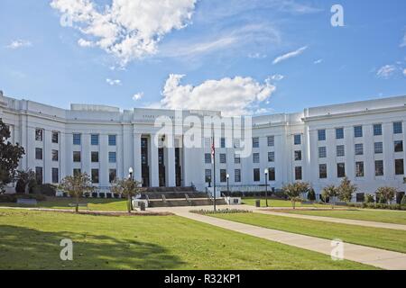 Bureau du Procureur général de l'Alabama, la construction d'un grand édifice du gouvernement de l'état dans la ville capitale, à Montgomery en Alabama, USA. Banque D'Images