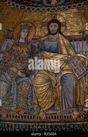 Rom, Roms, Santa Maria in Trastevere, Mosaiken dans der Apsis, 12. Jahrhundert, Christus mit Maria Banque D'Images