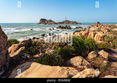 Phare de Ke Ga et la beauté des rochers près de Mui Ne Phan Thiet city ou au Vietnam Banque D'Images