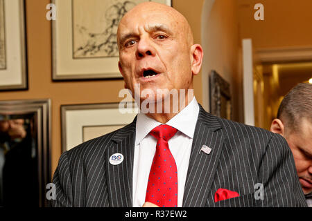 NEW YORK, NY - 09 mars : le Président, Beau Dietl & Associates Michael Ciravolo assiste à une collecte pour Bo Dietl Candidat au poste de maire de New York, à une résidence privée de l'upper west side, le 9 mars 2017 à New York. (Photo par Steve Mack/S.D. Mack Photos) Banque D'Images