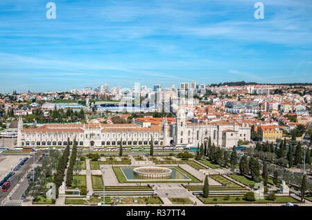 Jardim da Praça do Império avec fontaine et Mosteiro dos Jéronimos à partir de ci-dessus, Jérôme Monastery Banque D'Images