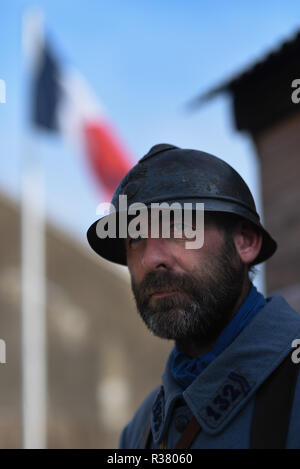 Drapeau tricolore France - La Tranchée Militaire