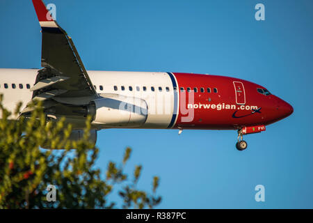 Boeing 737-800 norvégien à l'aéroport de Gatwick Banque D'Images