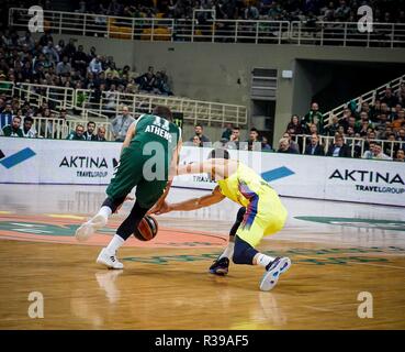 Athènes, Grèce. 21 Nov, 2018. Nikos Papas de Panathinaikos BC vu en action au cours de la Turkish Airlines EuroLeague 2018/2019 Saison régulière Journée 8 match entre l'OPAP Panathinaikos Athènes et le FC Barcelone au centre sportif olympique de Lassa Athènes. Credit : Ioannis Alexopoulos SOPA/Images/ZUMA/Alamy Fil Live News Banque D'Images