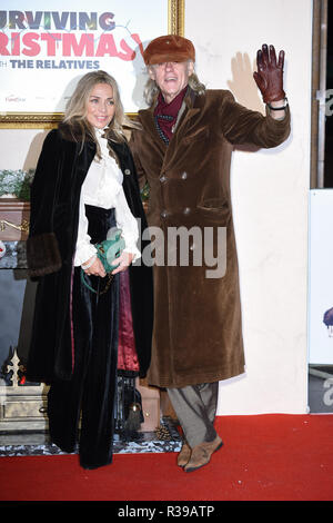 Londres, Royaume-Uni. 21 novembre 2018 : Sir Bob Geldof au 'Ssurvivre Noël avec les parents" à la premiere vue de Leicester Square, Londres. Photo : Steve Sav/Featureflash Crédit : Paul Smith/Alamy Live News Banque D'Images