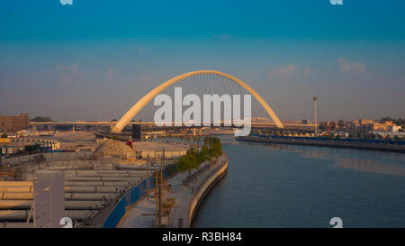 Pont de la tolérance dans la ville de DUBAÏ, ÉMIRATS ARABES UNIS Banque D'Images