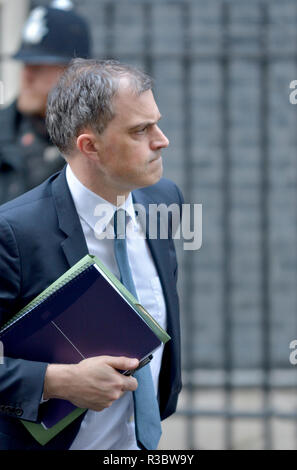 Julian Smith MP (Whip en chef conservateur) quitter Downing Street, Nov 2018 Banque D'Images