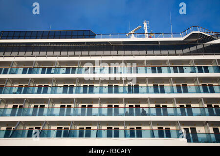 En dehors de cabines, bateau de croisière, costa mediterranea, Costa Crociere de croisières, le port de Savone, ligurie, italie, Europe Banque D'Images