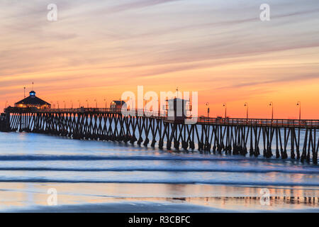 Imperial Beach Pier au crépuscule, San Diego, Californie du Sud, USA Banque D'Images