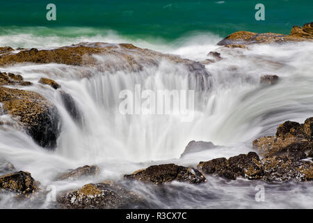 Thor est bien, Cape Perpetua, Oregon, Yachats Banque D'Images