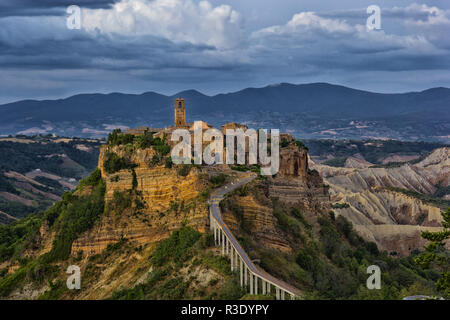 Civita di Bagnoregio : la ville qui meurt Banque D'Images