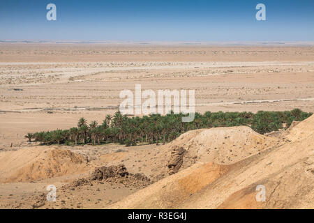 Oasis de montagne chebika à la frontière du sahara,Tunisie,Afrique Banque D'Images