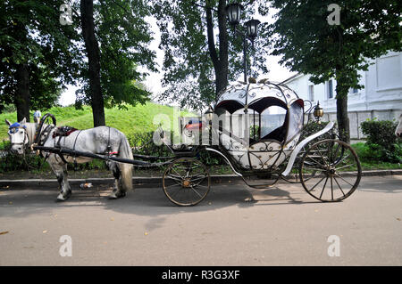 Ancienne calèche. Suzdal, Russie Banque D'Images