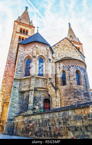 Basilique Saint-Georges au Château de Prague, République tchèque. Banque D'Images