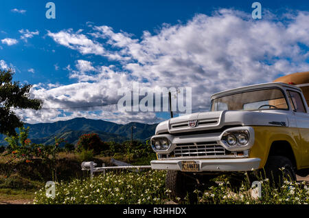 Ford F 250 classique au Guatemala Banque D'Images