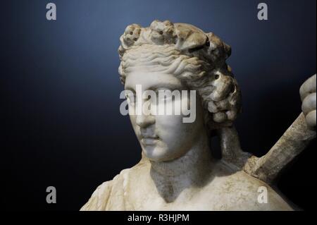 Dioniso (Baco). Dios de la vendimia y el vino. Estatua de mármol. Detalle. Siglo II. Procedente de Alaquas (Provincia de Valencia). Museo Arqueológico Nacional. Madrid. España. Banque D'Images