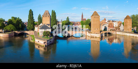 Ponts couverts plus mauvais Canal, Strasbourg, Alsace, Bas-Rhin, France Banque D'Images