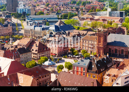 Avis de Belfort Vieille Ville avec Place dArmes square Banque D'Images