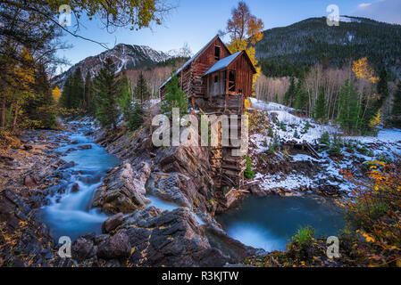 La centrale en bois historique appelé le moulin de cristal au Colorado Banque D'Images