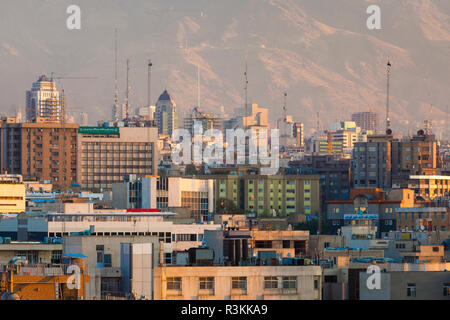 L'Iran, Téhéran, augmentation de la vue sur la ville, matin Banque D'Images