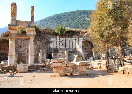 La Turquie, Izmir Province, Selçuk, ancienne ville d'Ephèse. Temple de Domitien. Banque D'Images