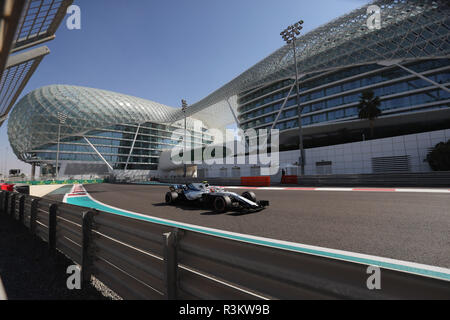 Abu Dhabi, EAU. 23 novembre, 2018. Sport Grand Prix de Formule 1 Abu Dhabi 2018 Dans le pic : Robert Kubica (POL) Williams FW41 et le développement de la réserve de crédit pilote : LaPresse/Alamy Live News Banque D'Images