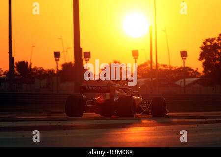 Abu Dhabi, EAU. 23 Nov 2018. Sport Grand Prix de Formule 1 Abu Dhabi 2018 Dans le pic : Fernando Alonso (ESP) McLaren MCL32 Crédit : LaPresse/Alamy Live News Banque D'Images