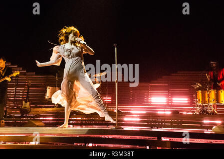 Manchester, UK. 23 novembre 2018. Florence et la Machien effectue à la Manchester Arena, en Angleterre. 23-11-2018 Crédit : Gary Stafford/Alamy Live News Banque D'Images