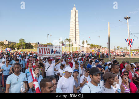 Cuba, La Havane, Place de la Révolution. Masses de Cubains depuis mars Jose Marti Memorial. En tant que crédit : Wendy Kaveney Jaynes / Galerie / DanitaDelimont.com Banque D'Images