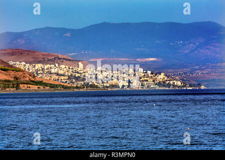 Mer de Galilée Israël Tiberias de distance. Tiberais a été une ville romaine, qui pourraient être perçus par les Chrétiens. Banque D'Images