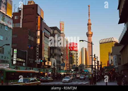 Tokyo skyline dominé par Tokyo Sky Tree, Tokyo, Japon Banque D'Images