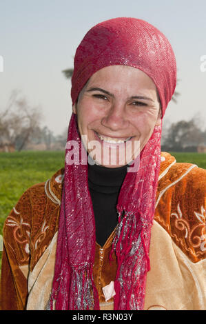 Femme égyptienne, la région de Minya, Egypte Banque D'Images