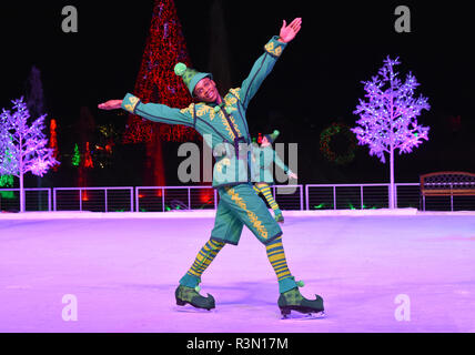 Orlando, Floride. 17 novembre, 2018. Patinage sur glace Elf Nice Chritsmas à afficher dans la zone International Drive. Banque D'Images