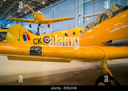 Le Canada, l'Ontario, Ottawa, Musée canadien de l'Aviation, WW2 d'avions d'entraînement de l'époque Banque D'Images