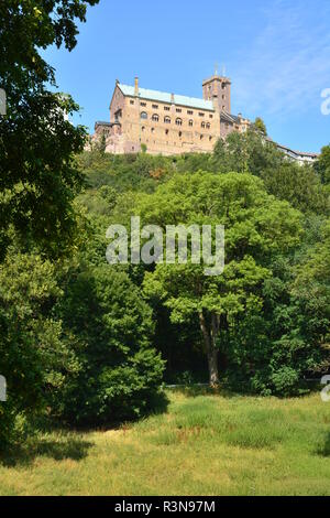 Eisenach, Allemagne - Vue sur château de WARTBURG près de la ville historique d'Eisenach, région Thuringe, Allemagne - refuge de Martin Luther en 1521 et 1522 Banque D'Images