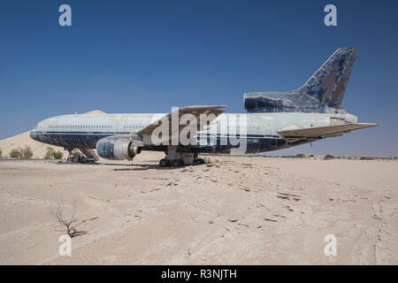 Émirats arabes unis, Abu Dhabi. Shanayl. Avion de ligne abandonné Lockheed L-1011 Banque D'Images